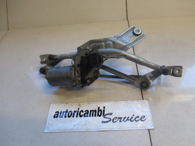 MOTORCEK PREDNJIH BRISALCEV OEM N. 51881061 ORIGINAL REZERVNI DEL FIAT GRANDE PUNTO 199 (2005 - 2012) BENZINA LETNIK 2007