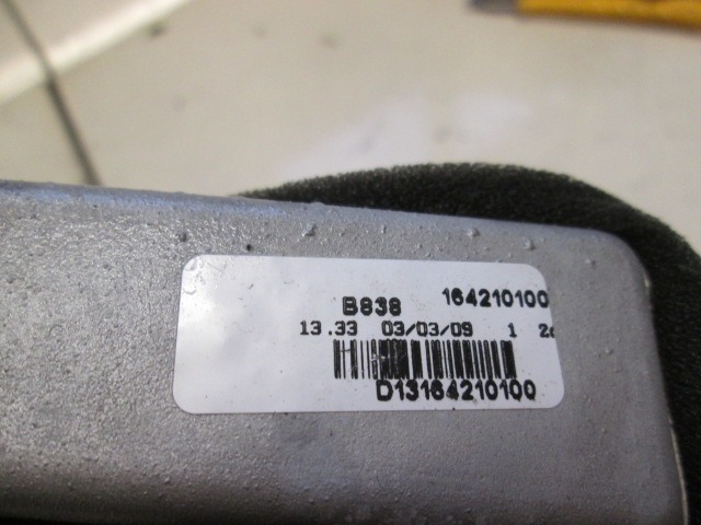 GRELEC RADIATORJA OEM N. 77366932 ORIGINAL REZERVNI DEL FIAT FIORINO / QUBO 255 (2008 - 2019) DIESEL LETNIK 2009