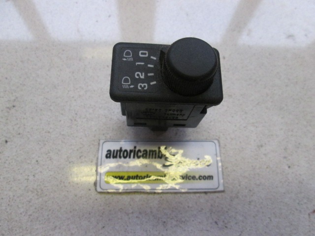 GLAVNO STIKALO LUCI OEM N. 251900F000 ORIGINAL REZERVNI DEL NISSAN TERRANO II R20 R (1999 - 2002) DIESEL LETNIK 2002