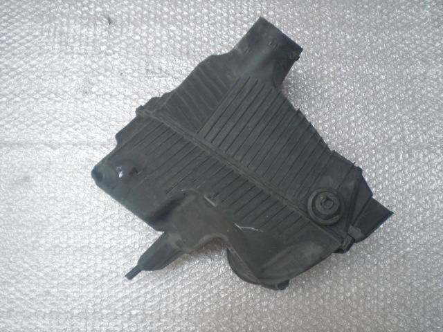 FILTAR ZRAKA OEM N.  ORIGINAL REZERVNI DEL RENAULT SCENIC/GRAND SCENIC JM0/1 MK2 (2003 - 2009) DIESEL LETNIK 2003