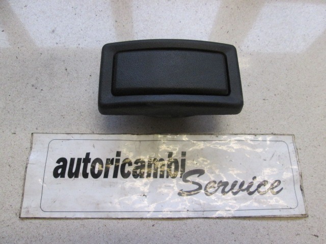 PEPELNIK / DRZALA ZA PIJACO OEM N. A1715420123 ORIGINAL REZERVNI DEL NISSAN TERRANO II R20 R (1999 - 2002) DIESEL LETNIK 2002