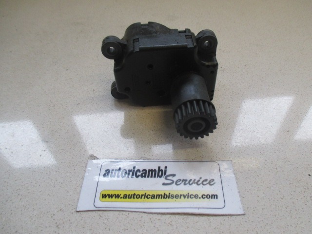 MOTORCEK OGREVANJA OEM N. P1975001 ORIGINAL REZERVNI DEL CITROEN C3 MK2 SC (2009 - 2016) DIESEL LETNIK 2011