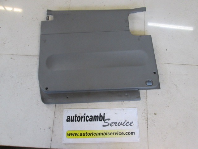 VRATNI PANEL OEM N. PNPSTKICARNIVALGQMK1MV5P ORIGINAL REZERVNI DEL KIA CARNIVAL GQ MK1 (1998 - 2006)DIESEL LETNIK 2003