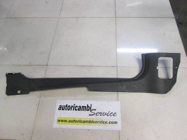 NOTRANJA OBLOGA PRAGA  OEM N. 51431481884 ORIGINAL REZERVNI DEL MINI ONE / COOPER / COOPER S R50 R52 R53 (2001-2006) DIESEL LETNIK 2005
