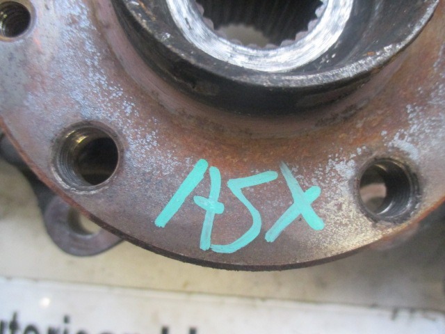 LEVI VRTLJIVI LEZAJ / PESTO KOLESA Z LEZAJEM SPREDAJ OEM N. 60563372 ORIGINAL REZERVNI DEL ALFA ROMEO 156 932 BER/SW (1997 - 03/2000)DIESEL LETNIK 1999