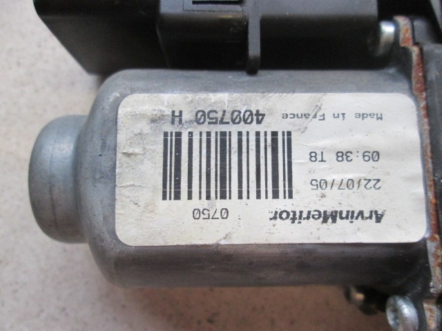 MOTORCEK ELEKTRICNEGA POMIKA ZADNJEGA STEKLA  OEM N. 0750400750H ORIGINAL REZERVNI DEL RENAULT SCENIC/GRAND SCENIC JM0/1 MK2 (2003 - 2009) DIESEL LETNIK 2003