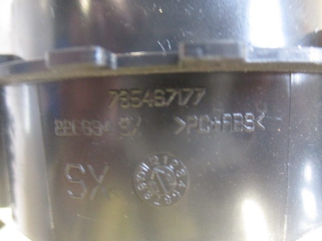 ODVOD ZRAKA OEM N. 735467177 ORIGINAL REZERVNI DEL FORD KA RU8 MK2 (2008 - 2016) BENZINA LETNIK 2010