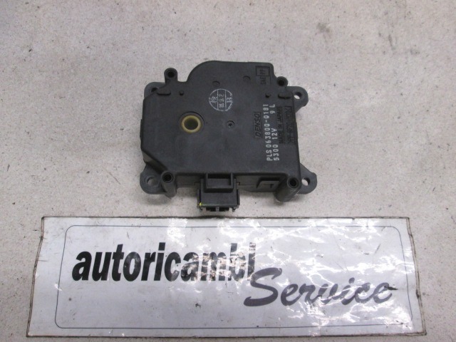 MOTORCEK OGREVANJA OEM N. 638000181 ORIGINAL REZERVNI DEL TOYOTA URBAN CRUISER P1 (2009 - 2014) DIESEL LETNIK 2009