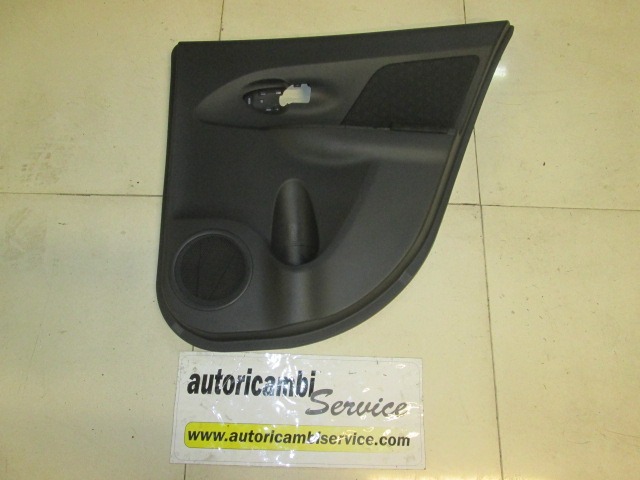 VRATNI PANEL OEM N. PNPDTTYURBANCRUISERP1SV5P ORIGINAL REZERVNI DEL TOYOTA URBAN CRUISER P1 (2009 - 2014) DIESEL LETNIK 2009