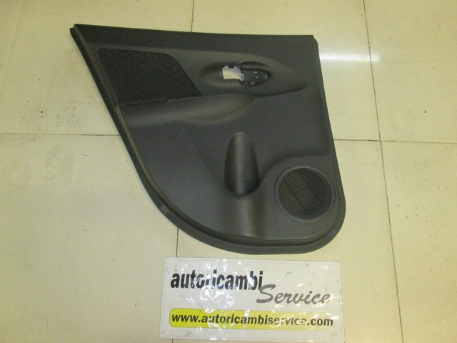 VRATNI PANEL OEM N. PNPSTTYURBANCRUISERP1SV5P ORIGINAL REZERVNI DEL TOYOTA URBAN CRUISER P1 (2009 - 2014) DIESEL LETNIK 2009