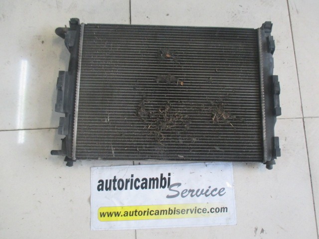 RADIATOR VODE OEM N. 8200357536 ORIGINAL REZERVNI DEL RENAULT SCENIC/GRAND SCENIC JM0/1 MK2 (2003 - 2009) DIESEL LETNIK 2003