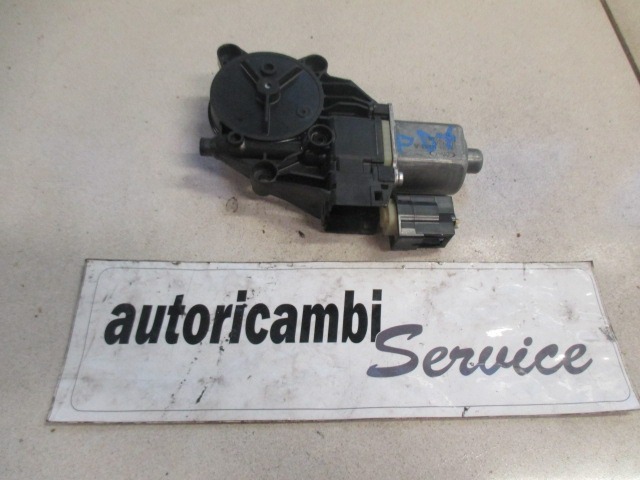 MOTORCEK ELEKTRICNEGA POMIKA ZADNJEGA STEKLA  OEM N. 130822407 ORIGINAL REZERVNI DEL FORD FIESTA CB1 CNN MK6 (09/2008 - 11/2012) DIESEL LETNIK 2010