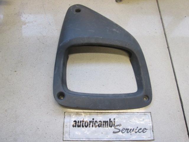 OKRASNE LETVICE VRAT  OEM N. 1304588070 ORIGINAL REZERVNI DEL FIAT DUCATO 244 MK2 R (2002 - 2006)DIESEL LETNIK 2002