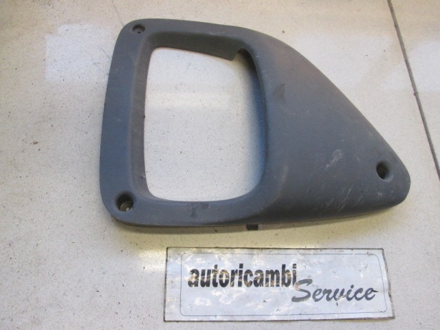 OKRASNE LETVICE VRAT  OEM N. 130459070 ORIGINAL REZERVNI DEL FIAT DUCATO 244 MK2 R (2002 - 2006)DIESEL LETNIK 2002