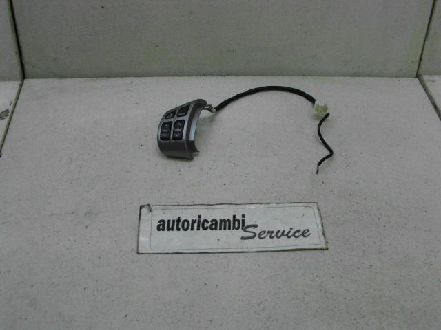 MENJALNIK NA KRMILU OEM N. 3746063J10ZCP ORIGINAL REZERVNI DEL SUZUKI SWIFT MZ EZ MK3 (2004 - 2010) BENZINA LETNIK 2008