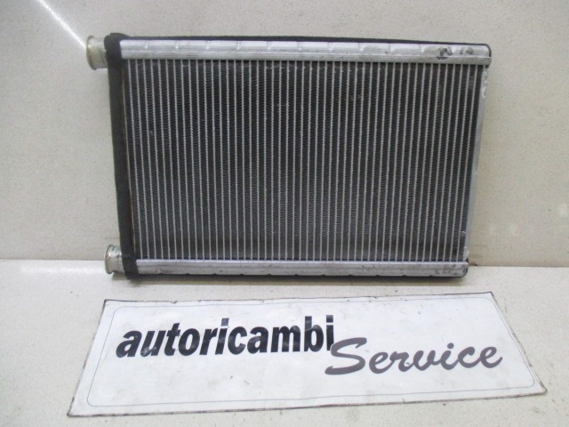 GRELEC RADIATORJA OEM N. 64119123506 ORIGINAL REZERVNI DEL BMW SERIE 3 BER/SW/COUPE/CABRIO E90/E91/E92/E93 (2005 -2009) DIESEL LETNIK 2006