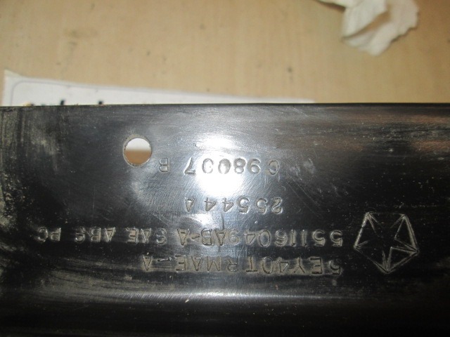 MONTA?NI DELI /  ARMATURNE PLOSCE SPODNJI OEM N. 698007B ORIGINAL REZERVNI DEL JEEP GRAND CHEROKEE WJ WG MK2 (1999 - 04/2005) BENZINA/GPL LETNIK 2000
