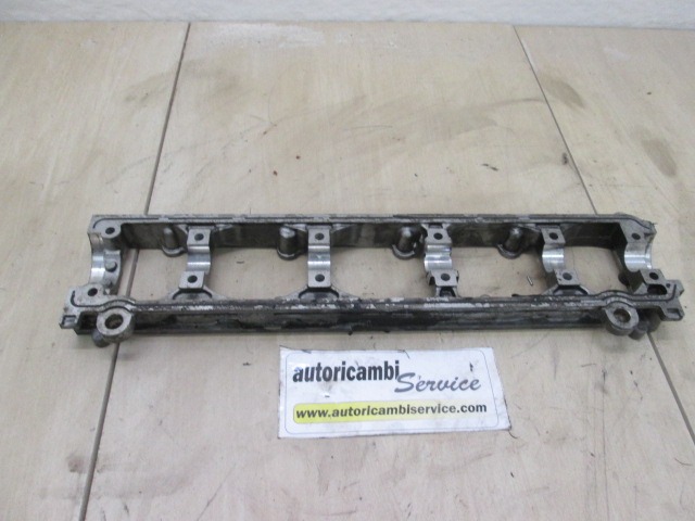 GLAVA, CILINDER IN DELI OEM N. 9630377610 ORIGINAL REZERVNI DEL FIAT SCUDO 220 MK1 (1995 - 2004) DIESEL LETNIK 2000