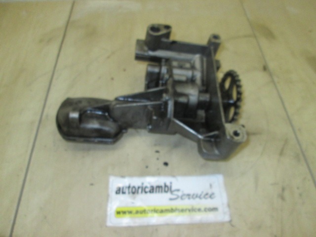 PUMPA OLJA OEM N. 9626261520 ORIGINAL REZERVNI DEL FIAT SCUDO 220 MK1 (1995 - 2004) DIESEL LETNIK 2000