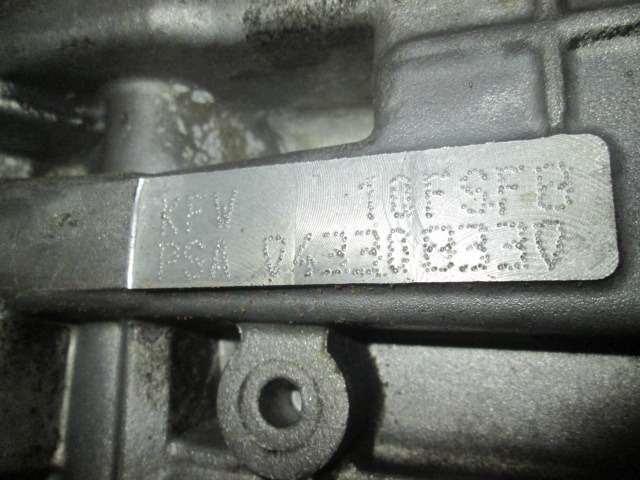 BLOK MOTORJA OEM N. 4330833 ORIGINAL REZERVNI DEL PEUGEOT 206 / 206 CC 2A/C 2D 2E/K (1998 - 2003) BENZINA LETNIK 2002