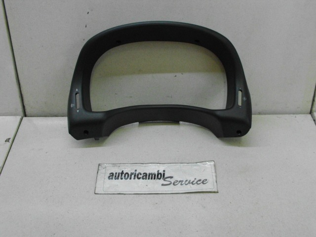 ARMATURNA PLO?CA OEM N. 7353352 ORIGINAL REZERVNI DEL FIAT PUNTO 188 MK2 R (2003 - 2011) BENZINA LETNIK 2005