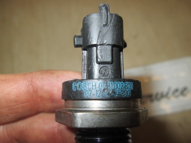 ZELEZNISKI VISOKOTLACNI VENTIL OEM N. 231002801 ORIGINAL REZERVNI DEL RENAULT ESPACE / GRAND ESPACE JK0/1 MK4 R (2006 - 2010) DIESEL LETNIK 2008