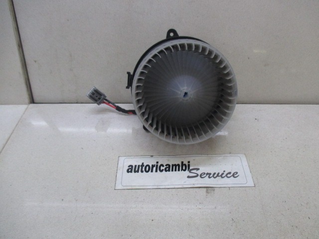 VENTILATOR  KABINE  OEM N. A112370650  ORIGINAL REZERVNI DEL CHEVROLET CRUZE J300 J305 (2009 - 2019) BENZINA/GPL LETNIK 2011