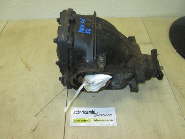 ZADNJI DIFERENCIAL OEM N. A2303510508G ORIGINAL REZERVNI DEL MERCEDES CLASSE SL R230 (2001 - 2008) BENZINA LETNIK 2004