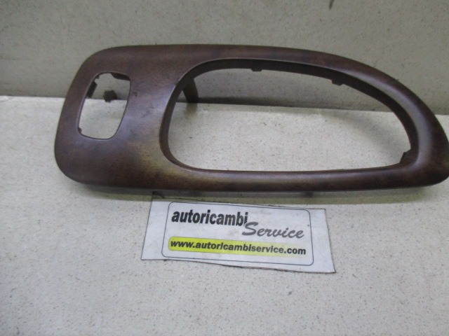OKRASNE LETVICE VRAT  OEM N. 9634774777 ORIGINAL REZERVNI DEL PEUGEOT 307 3A/B/C/E/H BER/SW/CABRIO (2001 - 2009) DIESEL LETNIK 2004