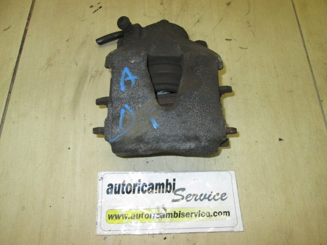 SPREDNJE DESNE ZAVORNE CELJUSTI  OEM N. 6N0615124B ORIGINAL REZERVNI DEL VOLKSWAGEN POLO 9N (10/2001 - 2005) DIESEL LETNIK 2003