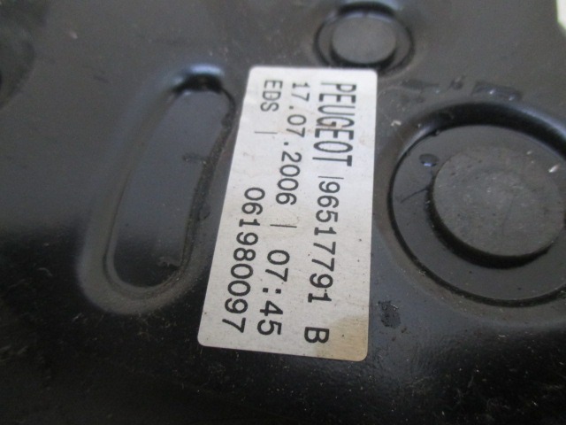 OEM N. 96517791 ORIGINAL REZERVNI DEL PEUGEOT 207 / 207 CC WA WC WD WK (2006 - 05/2009) BENZINA LETNIK 2006