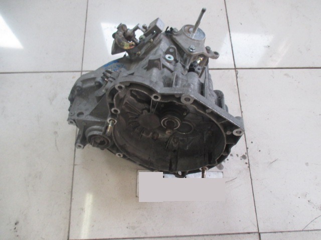 ROCNI MENJALNIK OEM N. 71738080 ORIGINAL REZERVNI DEL FIAT STILO 192 BER/SW (2001 - 2004) DIESEL LETNIK 2002