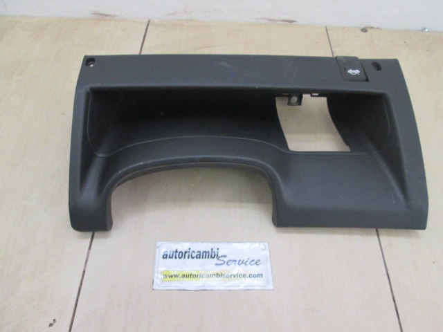 MONTA?NI DELI /  ARMATURNE PLOSCE SPODNJI OEM N. 847521C000 ORIGINAL REZERVNI DEL HYUNDAI GETZ TB (2002 - 02/2006) DIESEL LETNIK 2005