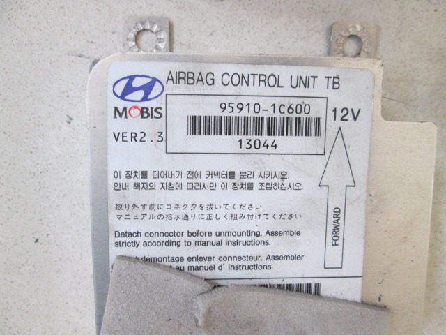 KIT AIRBAG KOMPLET OEM N. 16812 KIT AIRBAG COMPLETO ORIGINAL REZERVNI DEL HYUNDAI GETZ TB (2002 - 02/2006) DIESEL LETNIK 2005