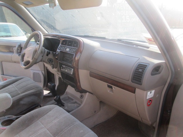 ISUZU TROOPER 3.0 D 4X4 117KW AUT 5P (2001) RICAMBIO USATO 