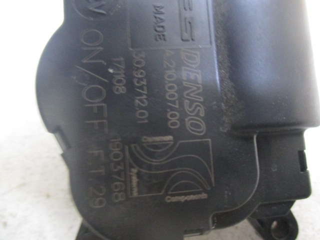 MOTORCEK OGREVANJA OEM N. 1903768 ORIGINAL REZERVNI DEL OPEL CORSA D S07 (2006 - 2011) DIESEL LETNIK 2009