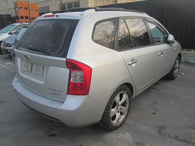 KIA CARENS 2.0 D AUT 103KW (2008) RICAMBI IN MAGAZZINO