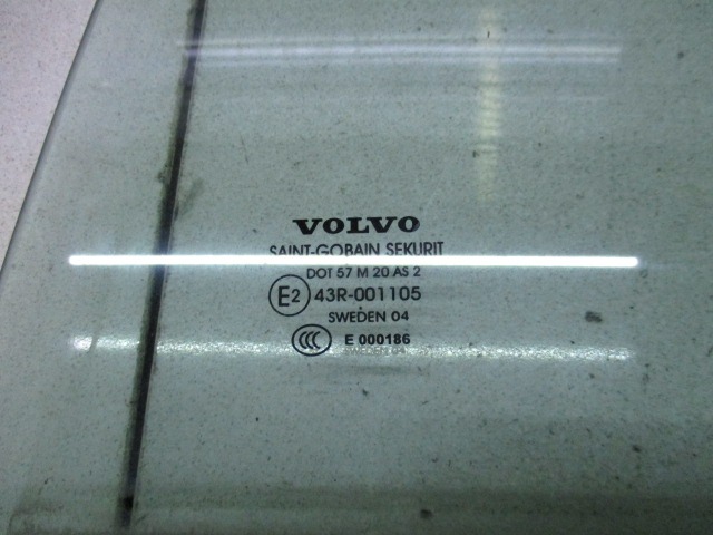 ZADNJA LEVA STEKLO OEM N. 43R001105 ORIGINAL REZERVNI DEL VOLVO V50 545 (2004 - 05/2007) DIESEL LETNIK 2004