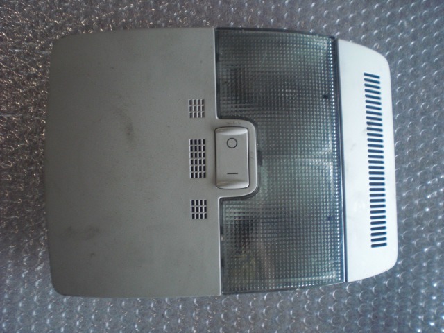 NOTRANJA SVETILA OEM N.  ORIGINAL REZERVNI DEL AUDI A3 MK2 8P 8PA 8P1 (2003 - 2008)DIESEL LETNIK 2003