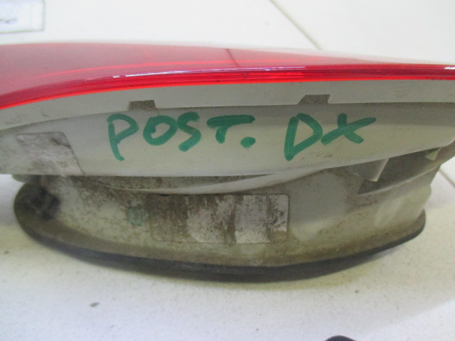 ZADNJI DESNI ZAROMETI OEM N. 13360787 ORIGINAL REZERVNI DEL OPEL ASTRA J P10 5P/3P/SW (2010 - 2015) BENZINA LETNIK 2010