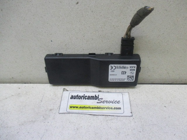 OJACEVALEC / ANTENA OEM N. 13503204 ORIGINAL REZERVNI DEL OPEL ASTRA J P10 5P/3P/SW (2010 - 2015) BENZINA LETNIK 2010
