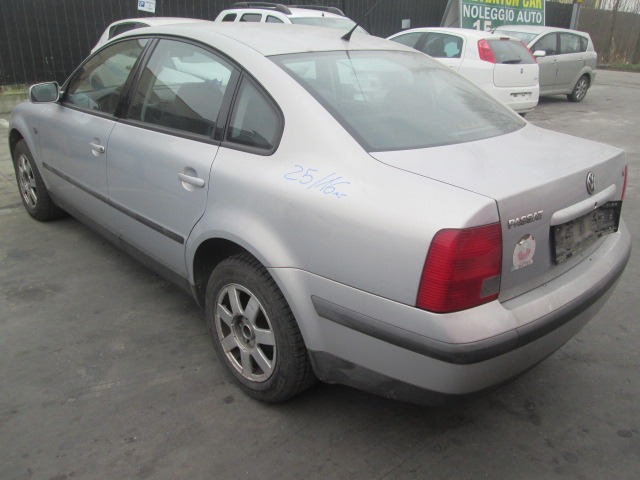 VOLKSWAGEN PASSAT 1.9 D 81KW 5M 4P (1998) RICAMBI IN MAGAZZINO 