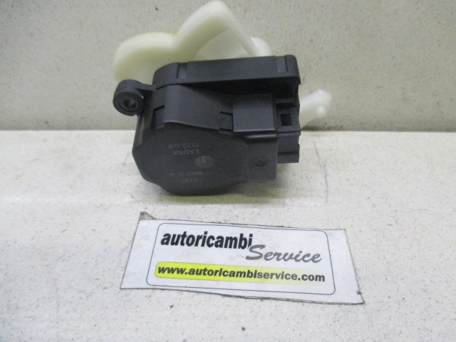 MOTORCEK OGREVANJA OEM N. 92185 ORIGINAL REZERVNI DEL OPEL ASTRA J P10 5P/3P/SW (2010 - 2015) BENZINA LETNIK 2010