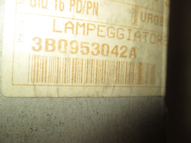 SPREDNJI INDIKATOR OEM N.  ORIGINAL REZERVNI DEL VOLKSWAGEN PASSAT B5 3B2 3B5 BER/SW (08/1996 - 11/2000)DIESEL LETNIK