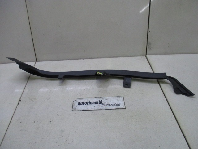 NOTRANJA OBLOGA PRAGA  OEM N. 1K4867766 ORIGINAL REZERVNI DEL VOLKSWAGEN GOLF V 1K1 1K5 MK5 BER/SW (02/2004-11/2008) DIESEL LETNIK 2004