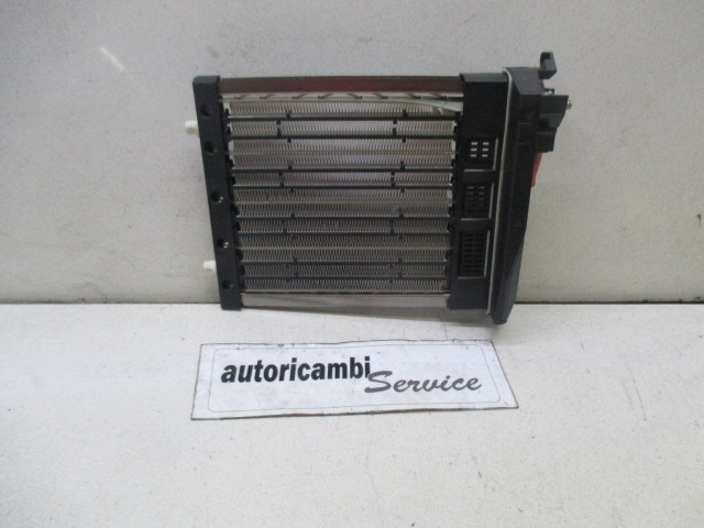 HLADILNIK ZA GRETJE OEM N. A1698300261 ORIGINAL REZERVNI DEL MERCEDES CLASSE A W169 5P C169 3P (2004 - 04/2008) DIESEL LETNIK 2006