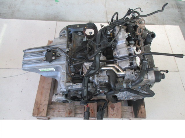 MOTOR OEM N. A6401800765 ORIGINAL REZERVNI DEL MERCEDES CLASSE A W169 5P C169 3P (2004 - 04/2008) DIESEL LETNIK 2006