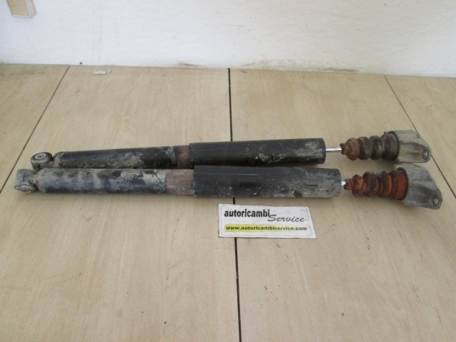 ZADNJI AMORTIZERJI OEM N. 3M5118080CBJ ORIGINAL REZERVNI DEL FORD FOCUS CMAX DM2 MK1 (10/2003 - 03/2007) DIESEL LETNIK 2005