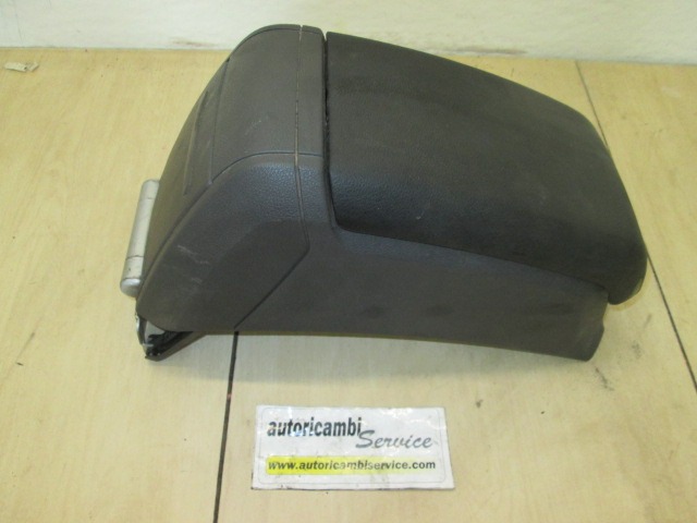 SREDINSKA KONZOLA OEM N. 1235168 ORIGINAL REZERVNI DEL FORD FOCUS CMAX DM2 MK1 (10/2003 - 03/2007) DIESEL LETNIK 2005