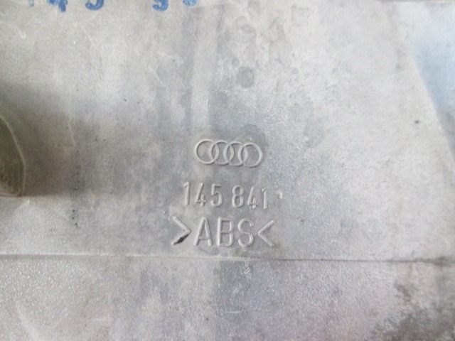 SPREDNJI INDIKATOR OEM N.  ORIGINAL REZERVNI DEL AUDI A6 C4 4A BER/SW (1994 - 1997) DIESEL LETNIK